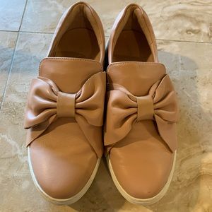 🐶Pink leather J/slides 7 1/2, worn twice, excellent condition